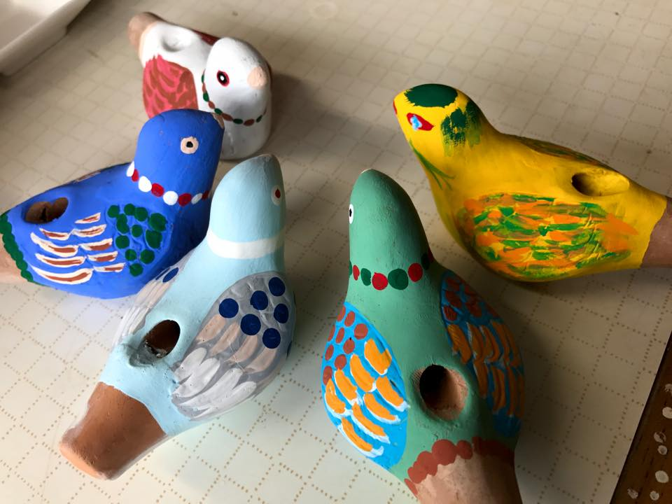 平和のハト笛絵付け体験 武雄温泉物産館